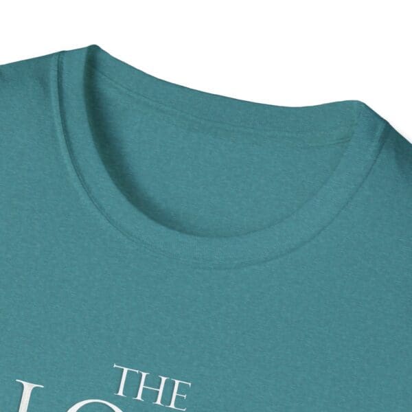 Turquoise t-shirt with round neckline.